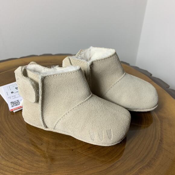 NEW! Leather Zara Soft Cat Boots - Picture 5 of 7